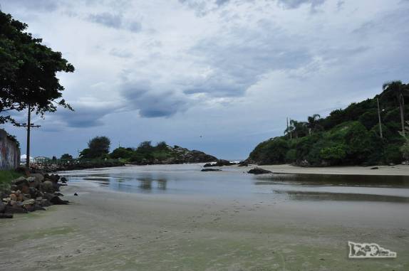 Praia da Armação, na costa sul de Florianópolis, em Santa Catarina